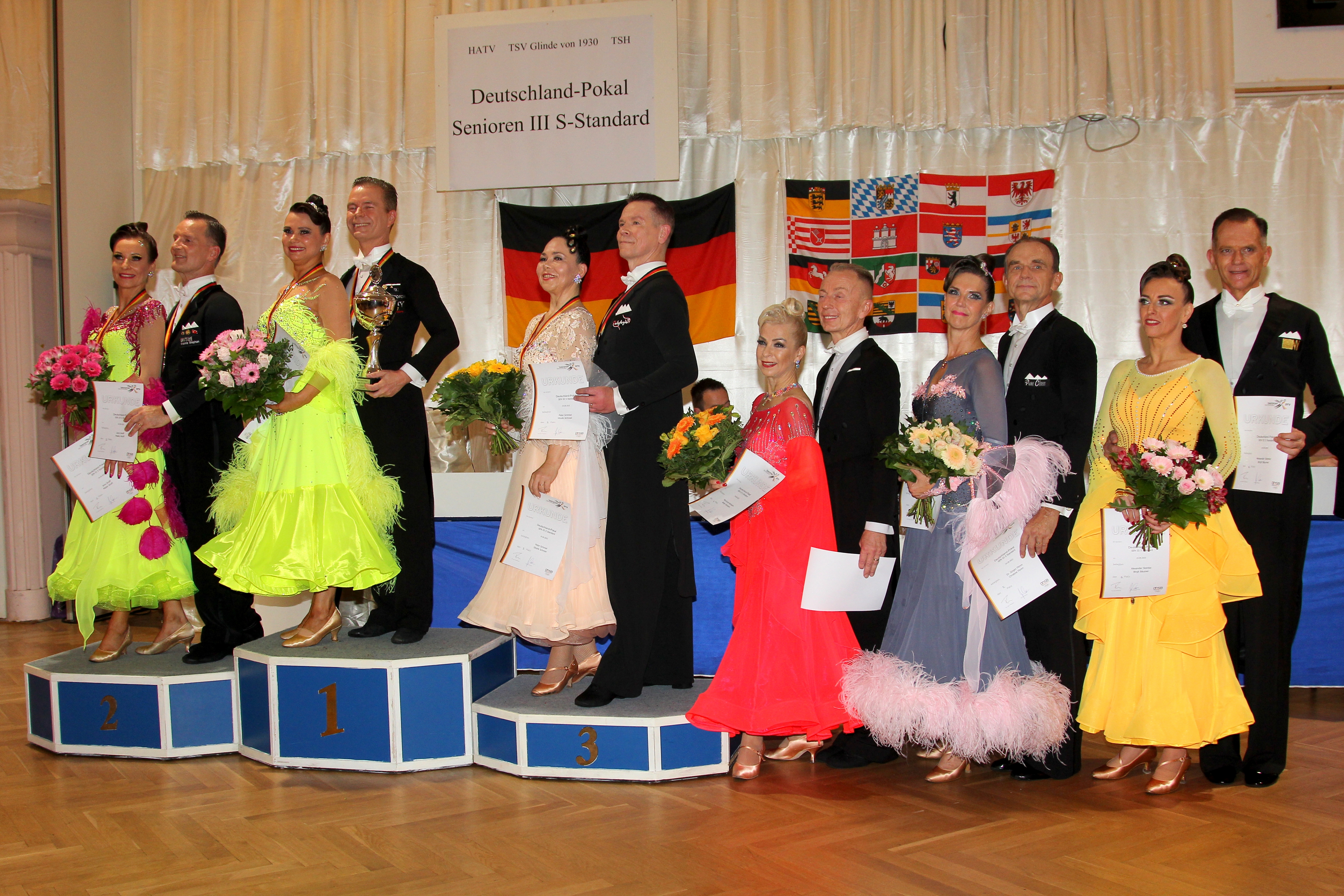 1. Gert Faustmann und Alexandra Kley, Blau-Silber Berlin Tanzsportclub, 2. Jens und Maike Wolff, Club Saltatio Hamburg, 3. Peter und Sibylle Schmiel, Askania - TSC Berlin, 4. Raymund und Antje Reimann, TSZ Creativ Osnabrück, 5. Jürgen und Christine Flimm, SSV Neuhaus, 6. Alexander Steinke und Birgit Bäumer, Tanzsport-Club Alemana Puchheim Senioren III S Standard